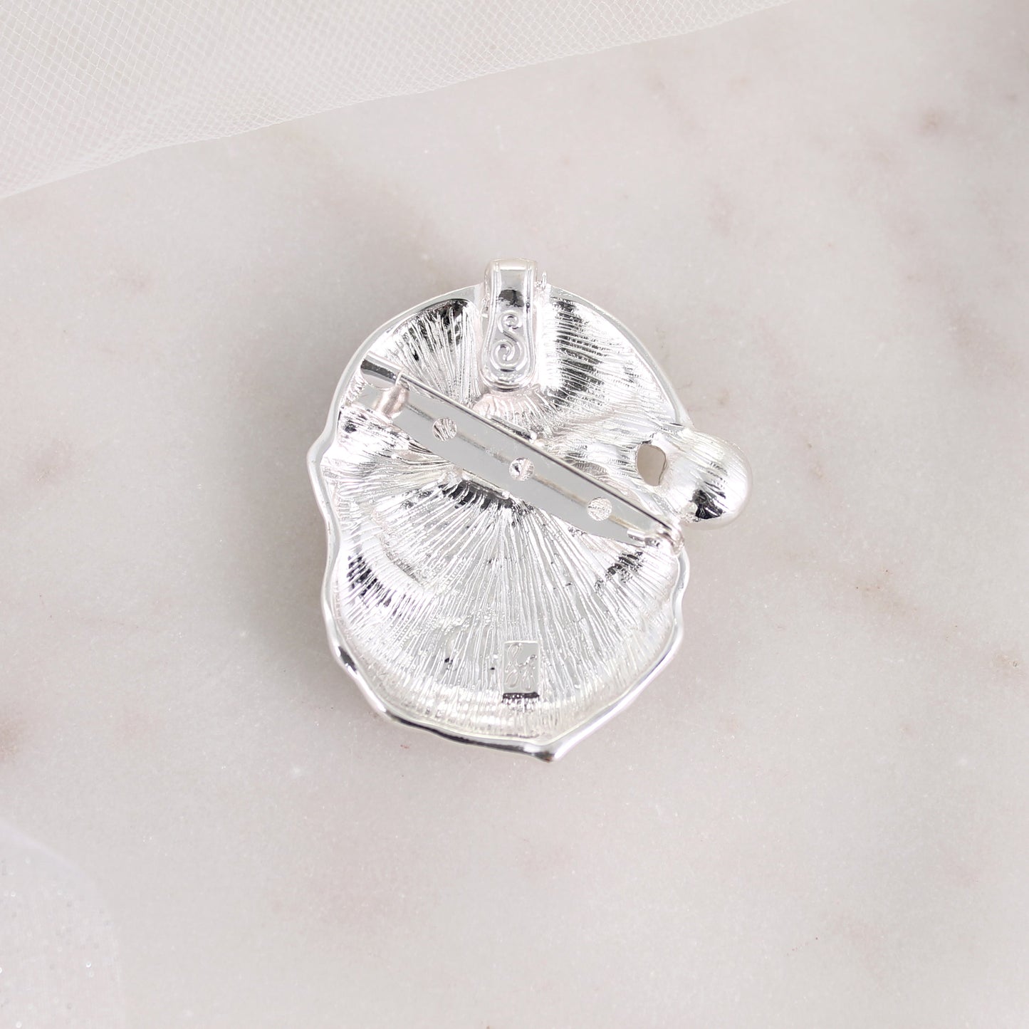 Santa Face Convertible Pin/Pendant