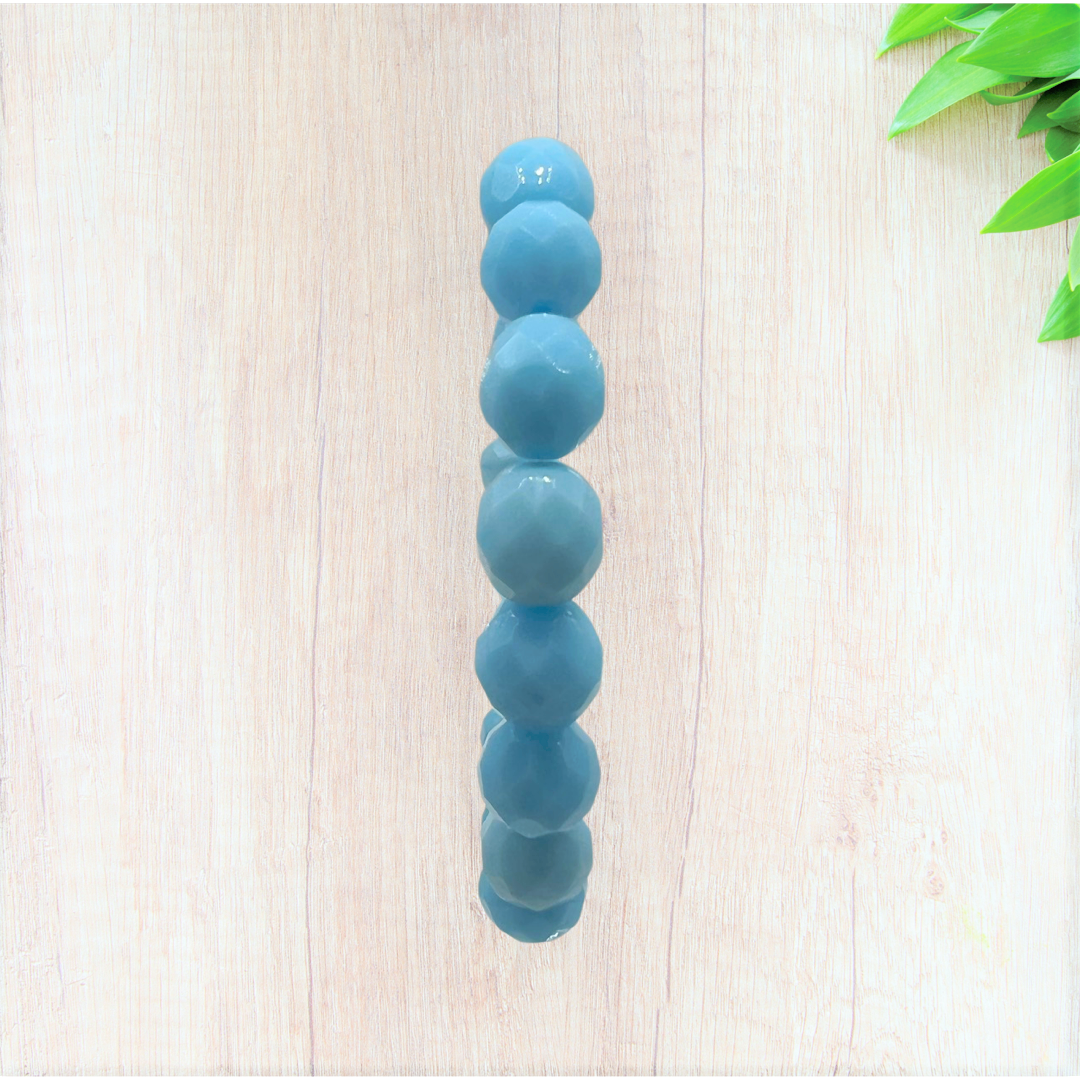 Opaque Turquoise Czech Glass Stretch Bracelet - Fan Sparkle