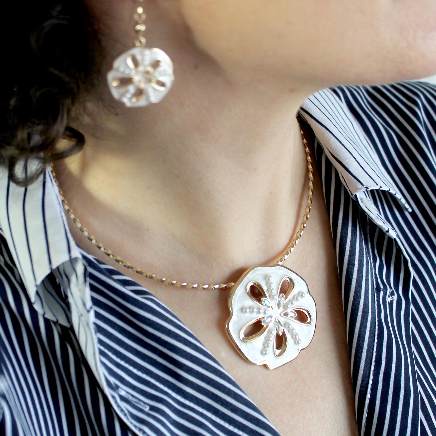 Sand Dollar Convertible Pin/Pendant