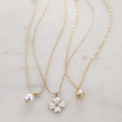 Glitzy Gold Dogwood Trio Necklace Set