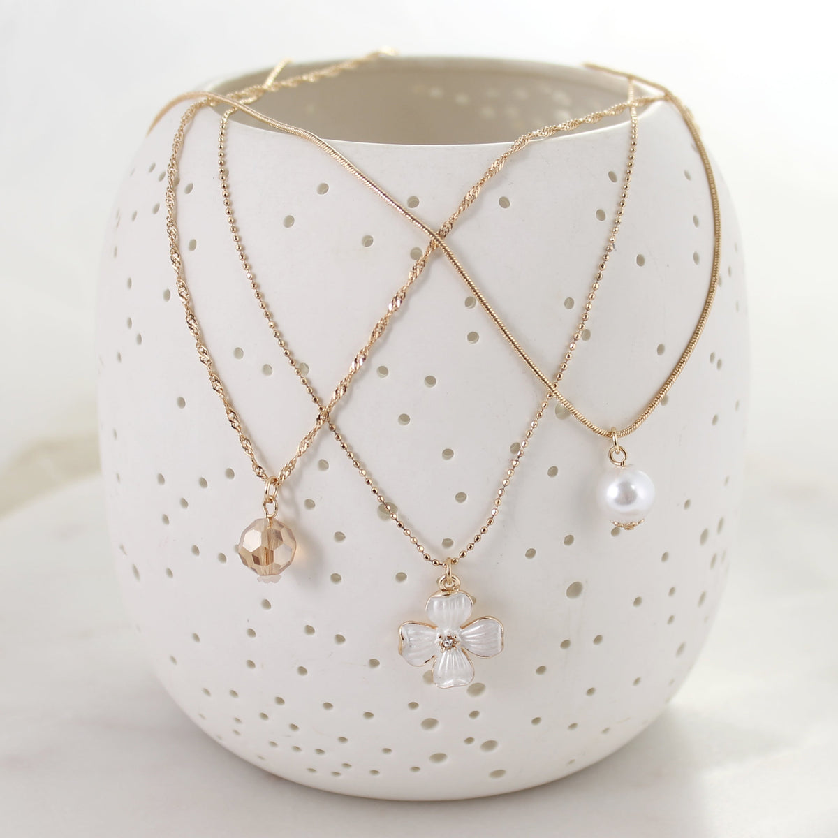 Glitzy Gold Dogwood Trio Necklace Set