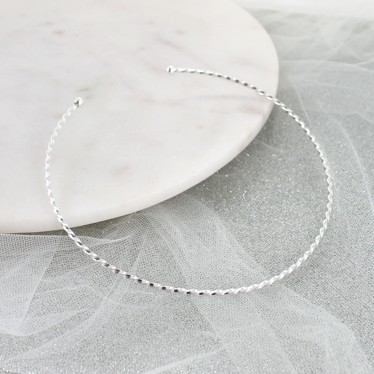 Twisty Silver Neck Wire