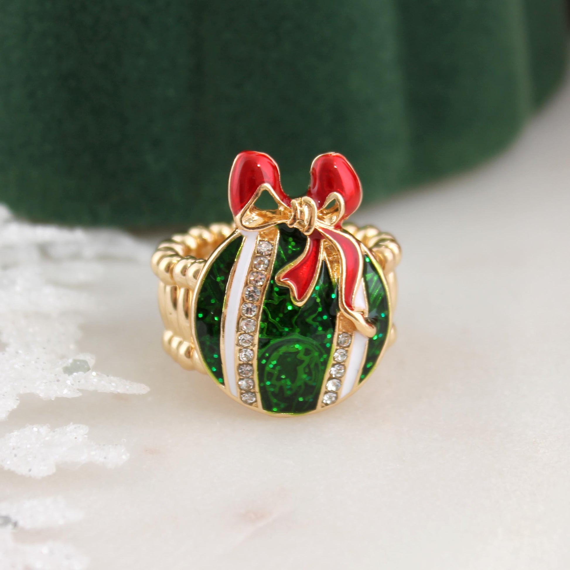 Vintage Crystal Ornament Stretch Ring