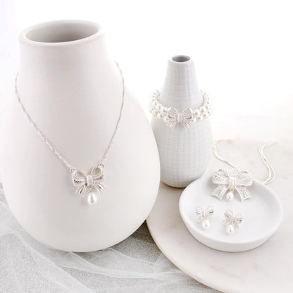 Crystal Bow & Pearl Stretch Bracelet