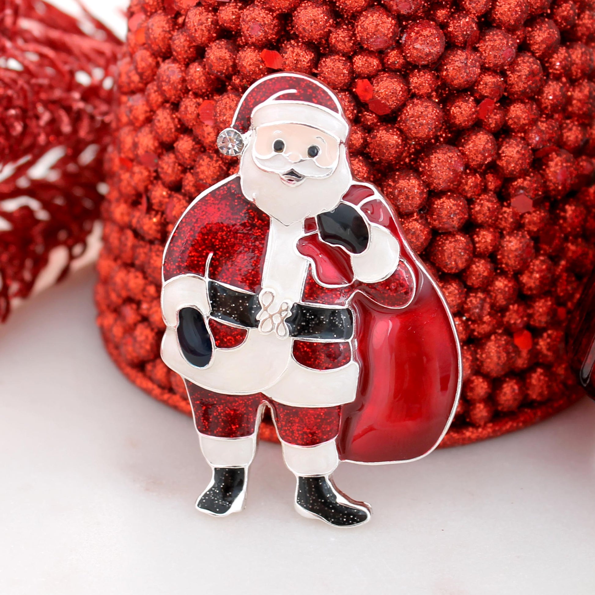 Santa Claus Pin/Pendant