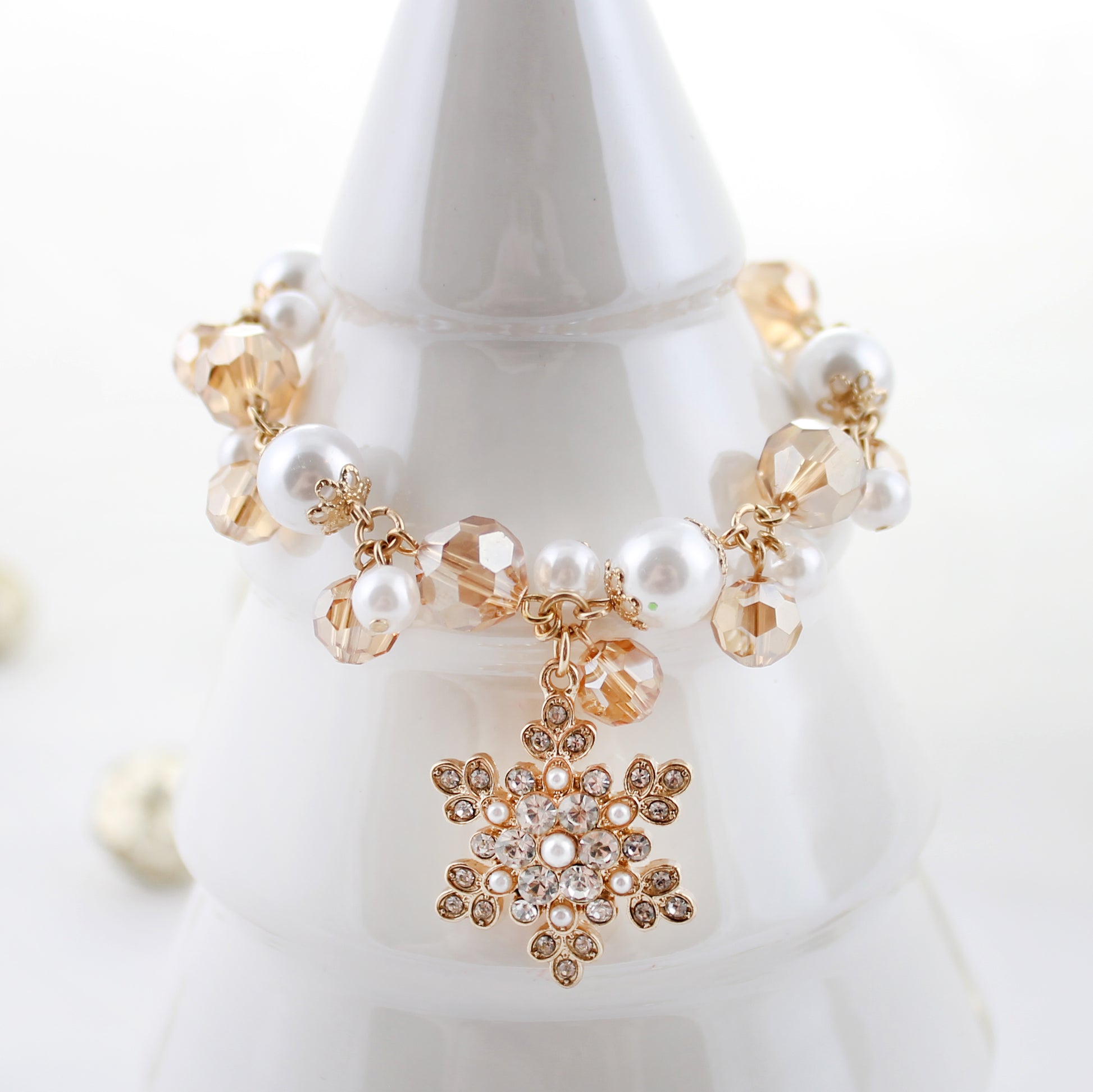 Glitzy Gold Snowflake Toggle Clasp Christmas Bracelet