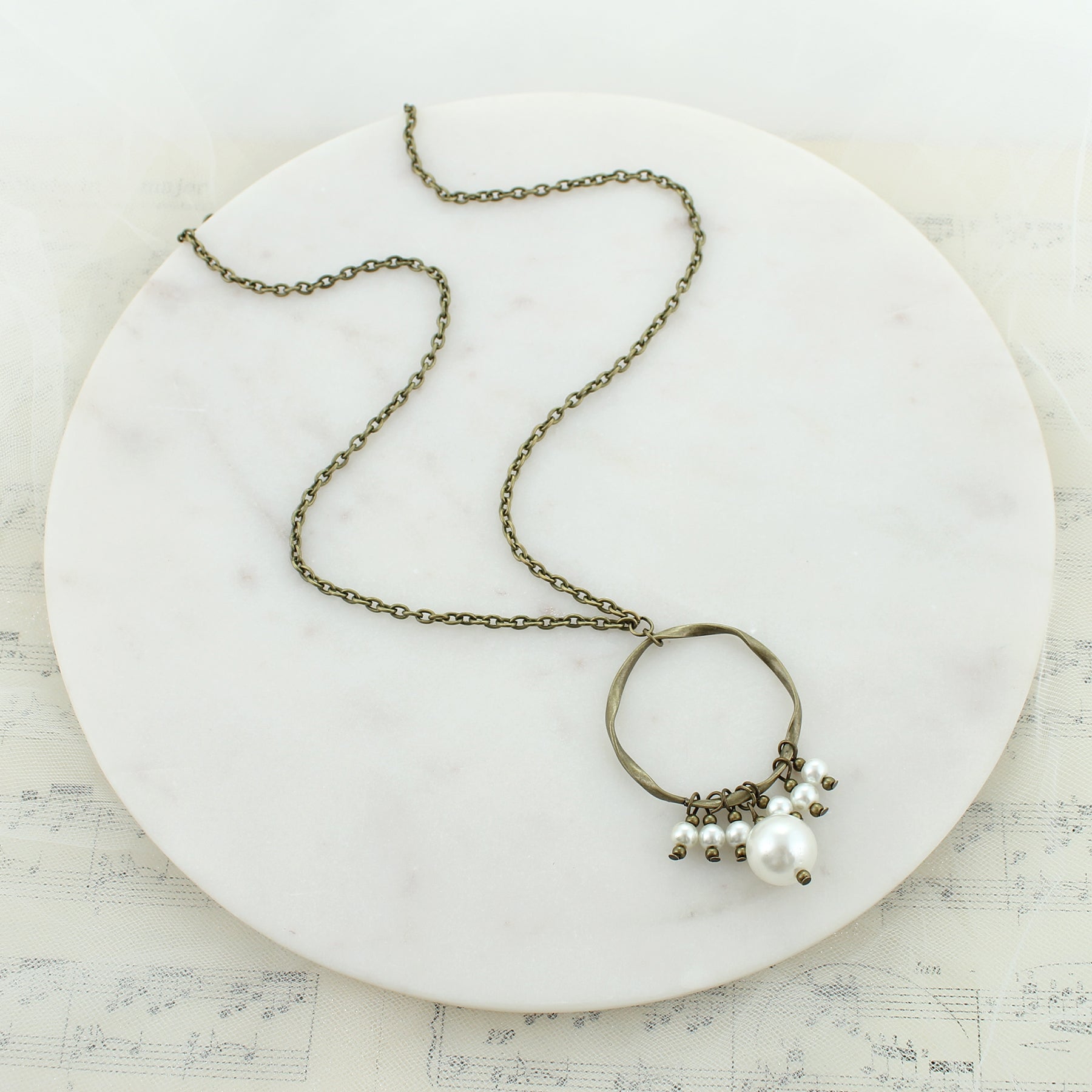 34” Pearl & Loop Necklace